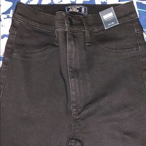 Black high rise skinny jeans